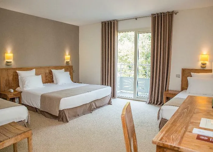 Ξενοδοχείο Campo Dell'oro 4*